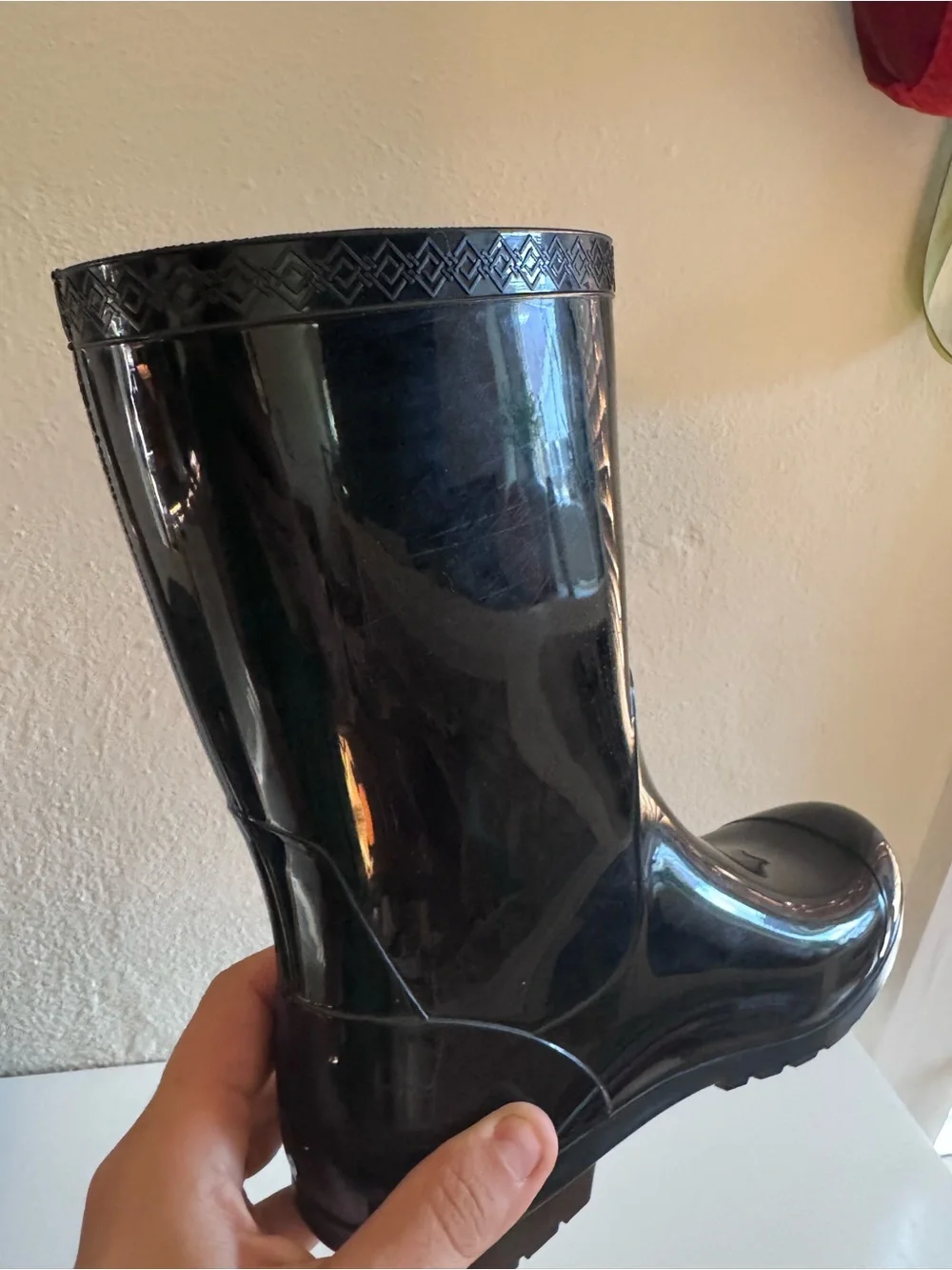 UGG Sienna Waterproof Rain Boots Black Glossy Size 7